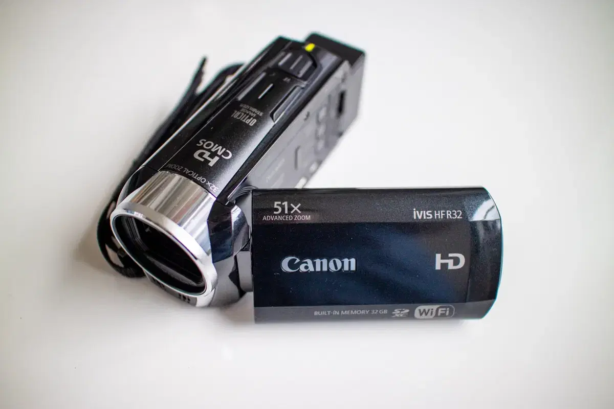 Canon Ivis HF R32